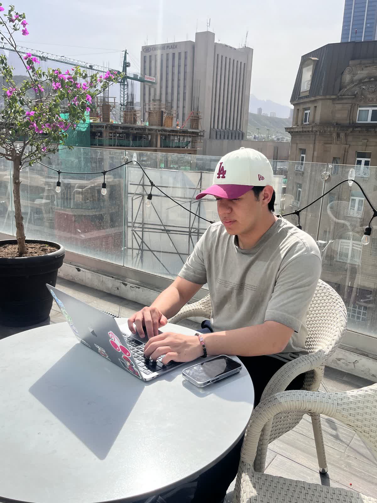 Transformación Anime de programador - Original